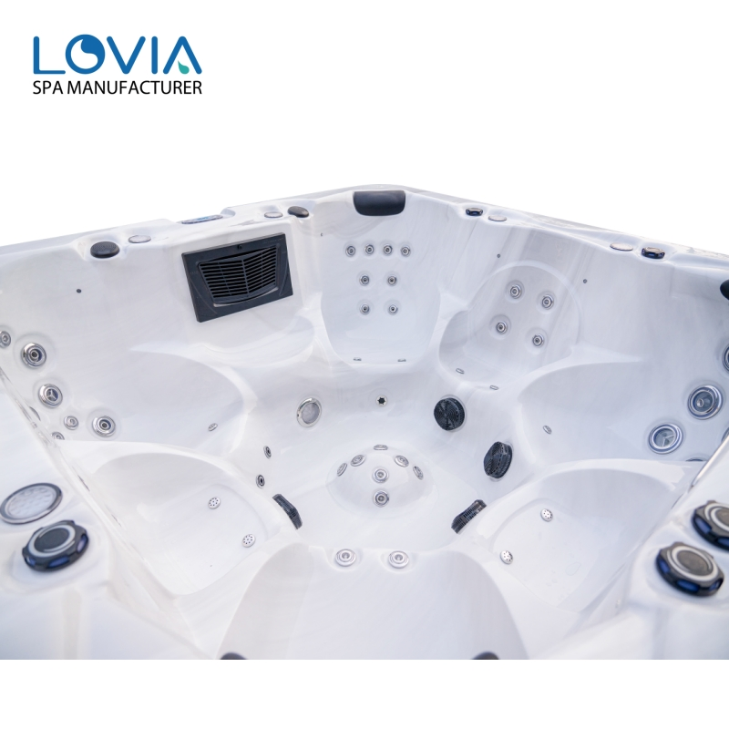 Акриловый спа-джакузи Balboa на 7 человек