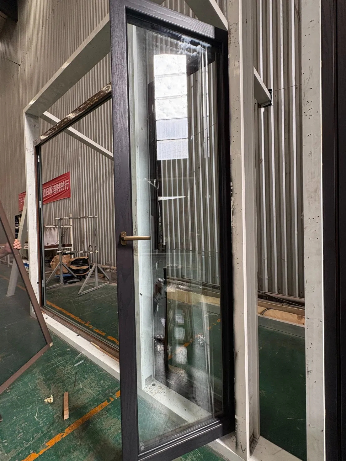 Leawod Factory Hybrid Wood and Aluminum Tilt Turn Window with Mosqutio Net