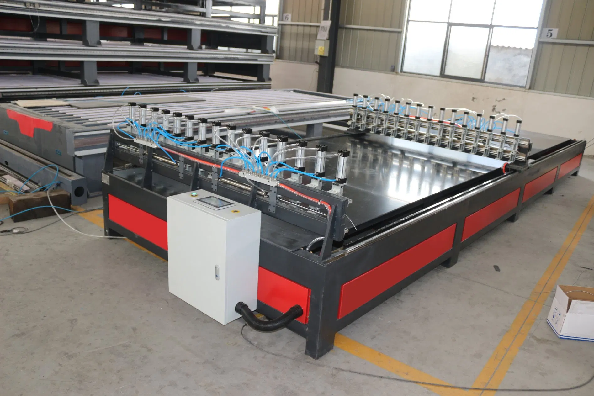 Extra-Large Version High Efficient Aluminum Honeycomb Core Stretching/Expanding Machine for Production Line