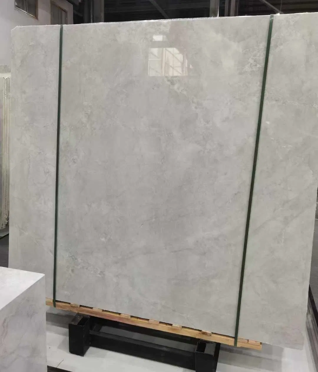 Brazil Calacatta Grey for Moden Style Hotel Showroom