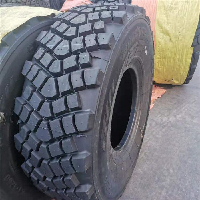 Шины всех размеров: OTR, TBR, PCR, сельскохозяйственные, внедорожные, для мотоциклов, цельнолитые, для грузовиков и легковых автомобилей