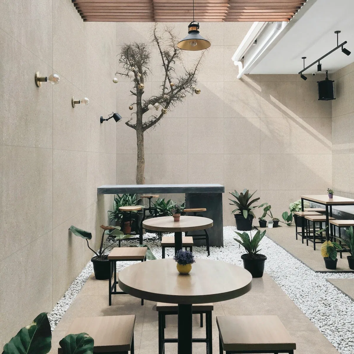 300X600X20mm 600X600X20 600X1200X20mm Elegant Glazed Porcelain Paver Tile for Versatile Indoor and Outdoor Applications