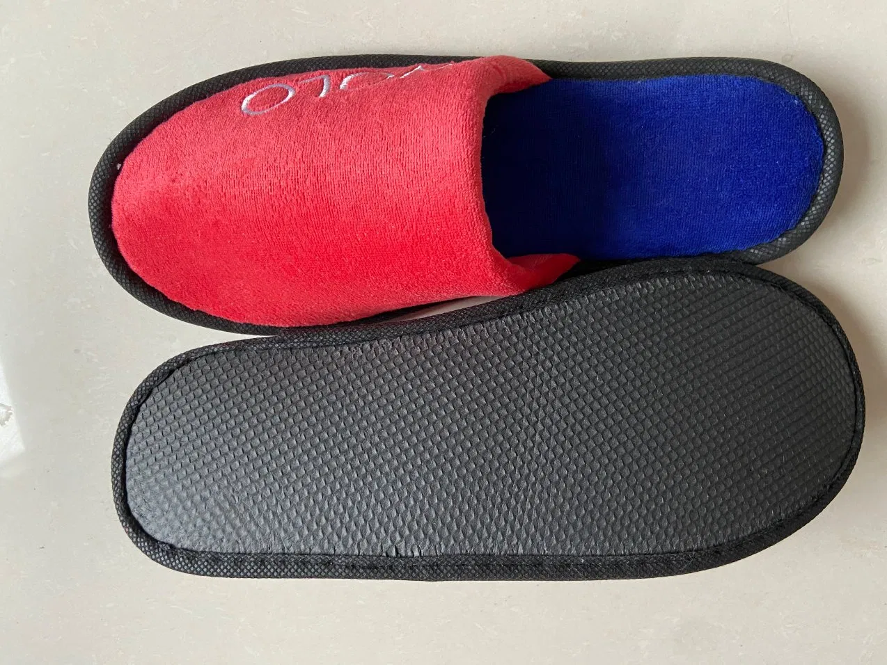 Disposable Coral Fleece Slippers Hotel Guest Room Bath Slippers
