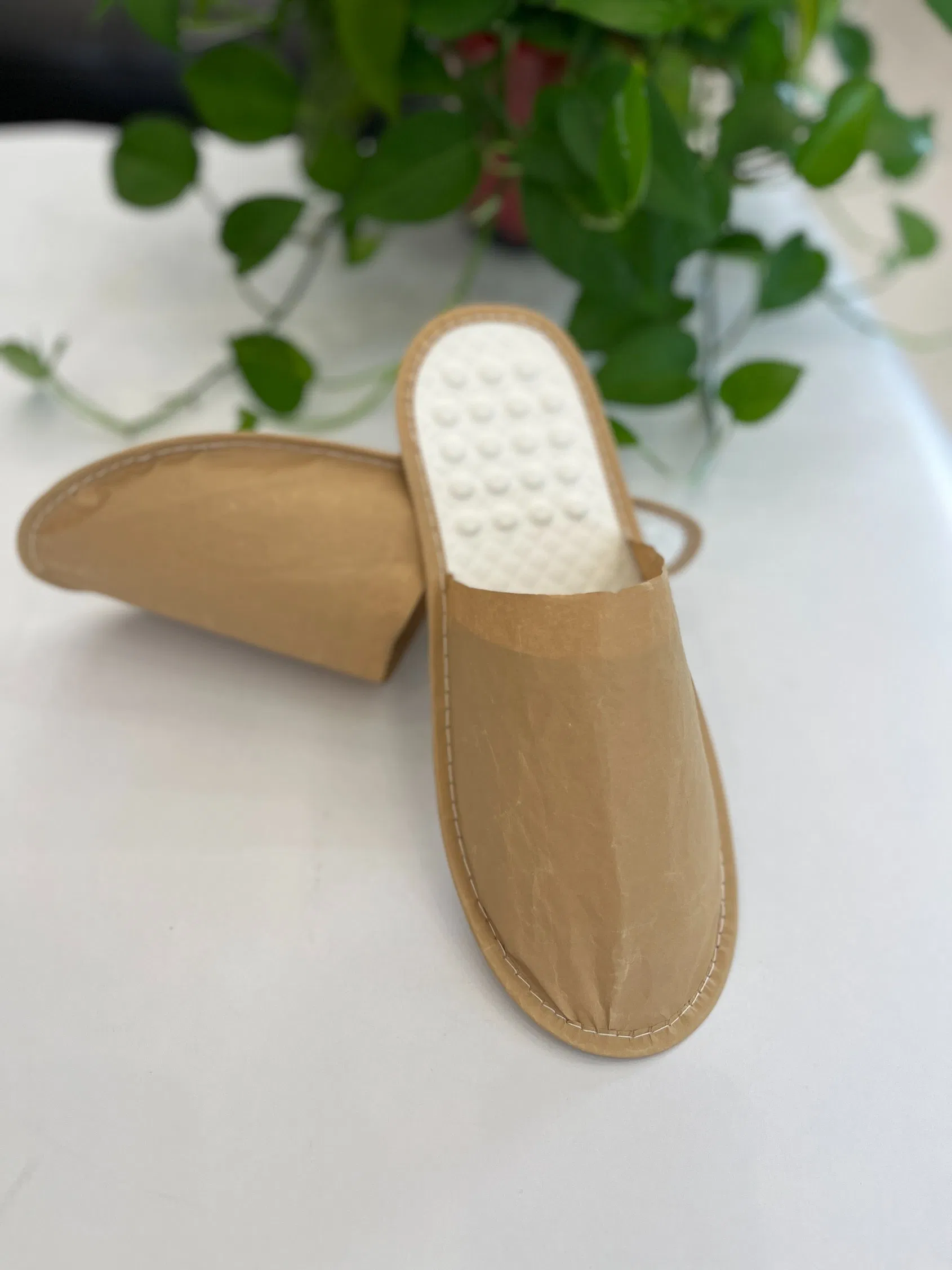 Biodegradable Disposable Hotel Slippers with Sugarcane Sole