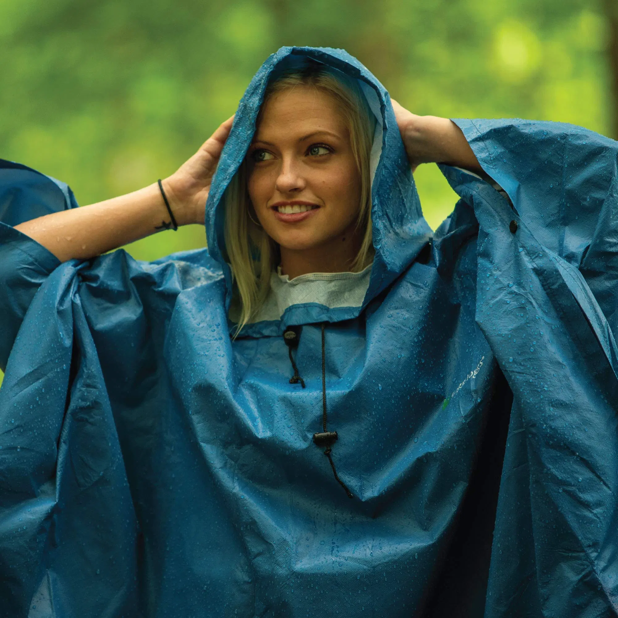 Flash Sale PU Coated Waterproof 210t Outdoor Multifunctional One Piece Raincoat