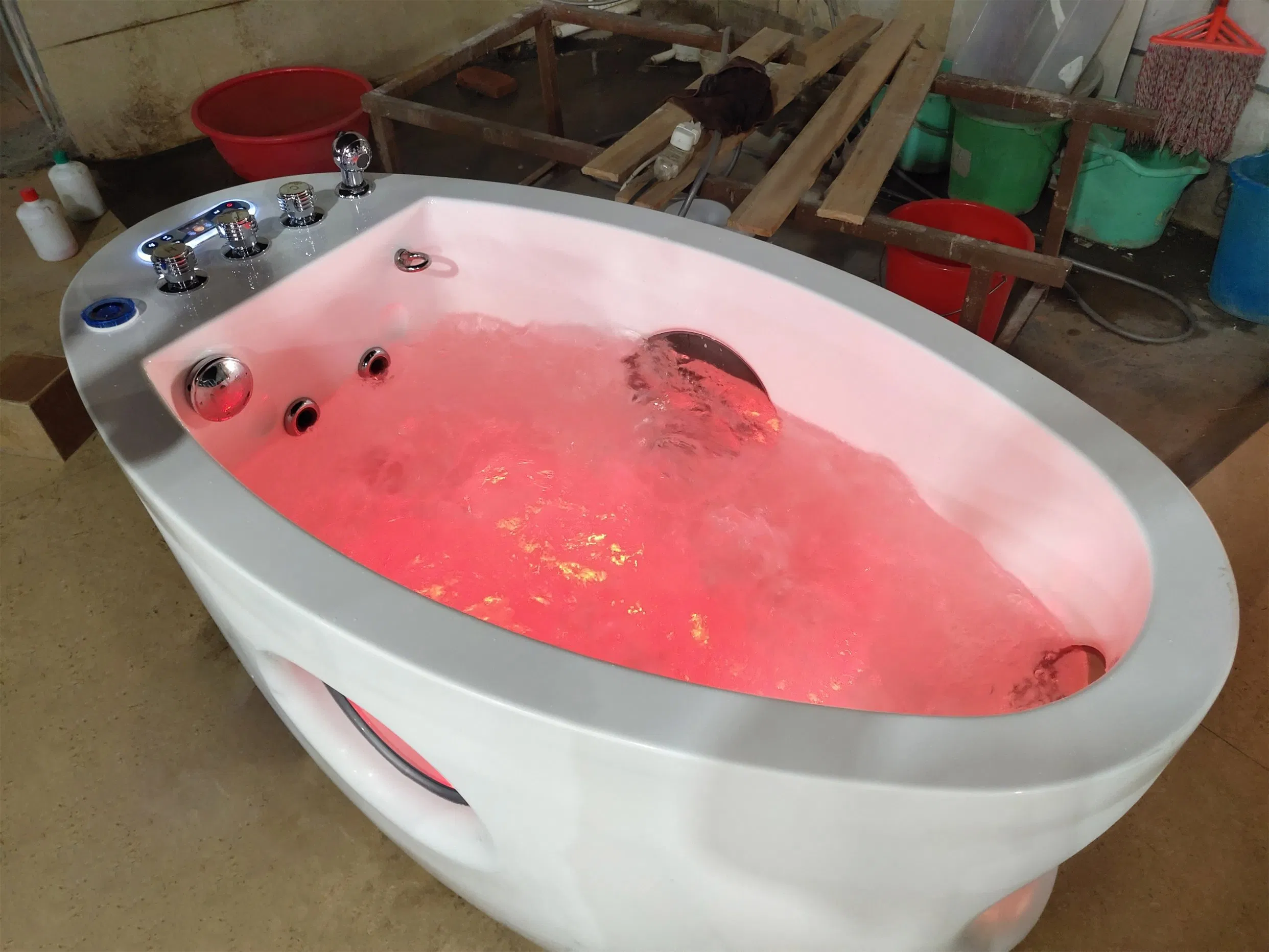 Ванна для питомцев с гидромассажем и подсветкой