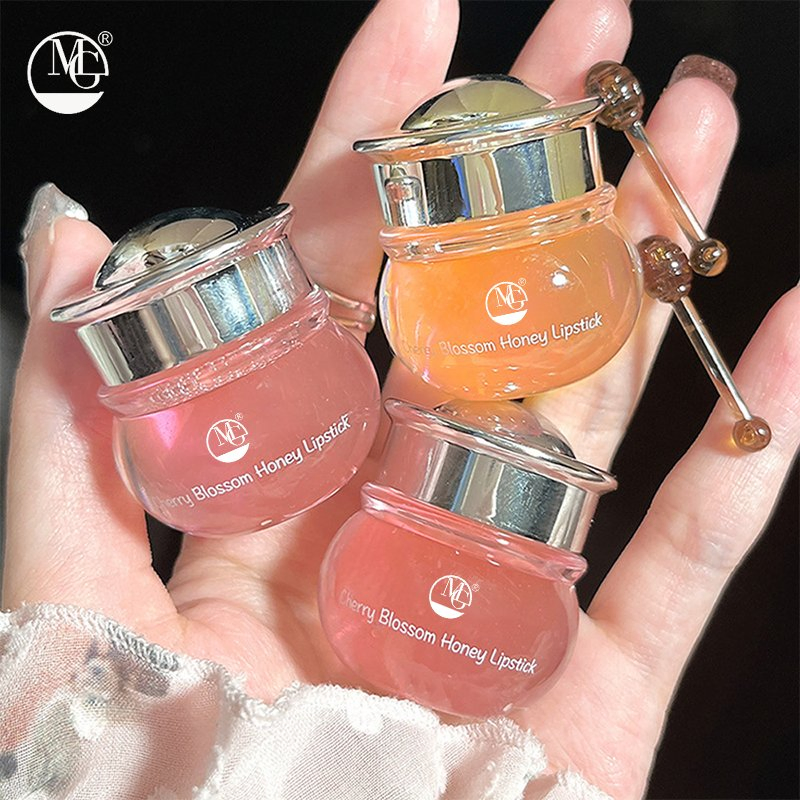 SPF Protection Against Sun and Pollution Moisturizing Lip Balm