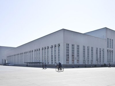 Modern Design Customized Prefabricated Steel Structure Office Building