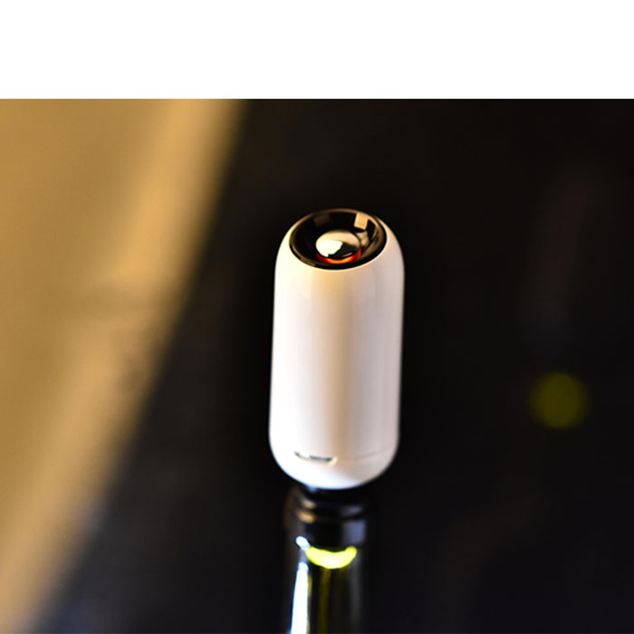 Unique Essential Red Wine Mini Quick Aerator