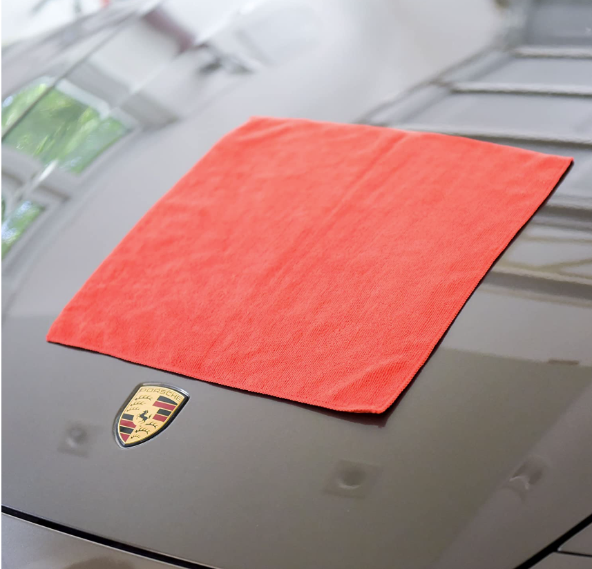 Premium Quick-Dry Microfiber Towel for Efficient Car Care