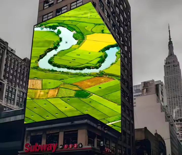 Big Screen Commercial Electronic Advertising LED Wall Displays Panel Display Gas Station Billboard LED P5 Outdoor Screen