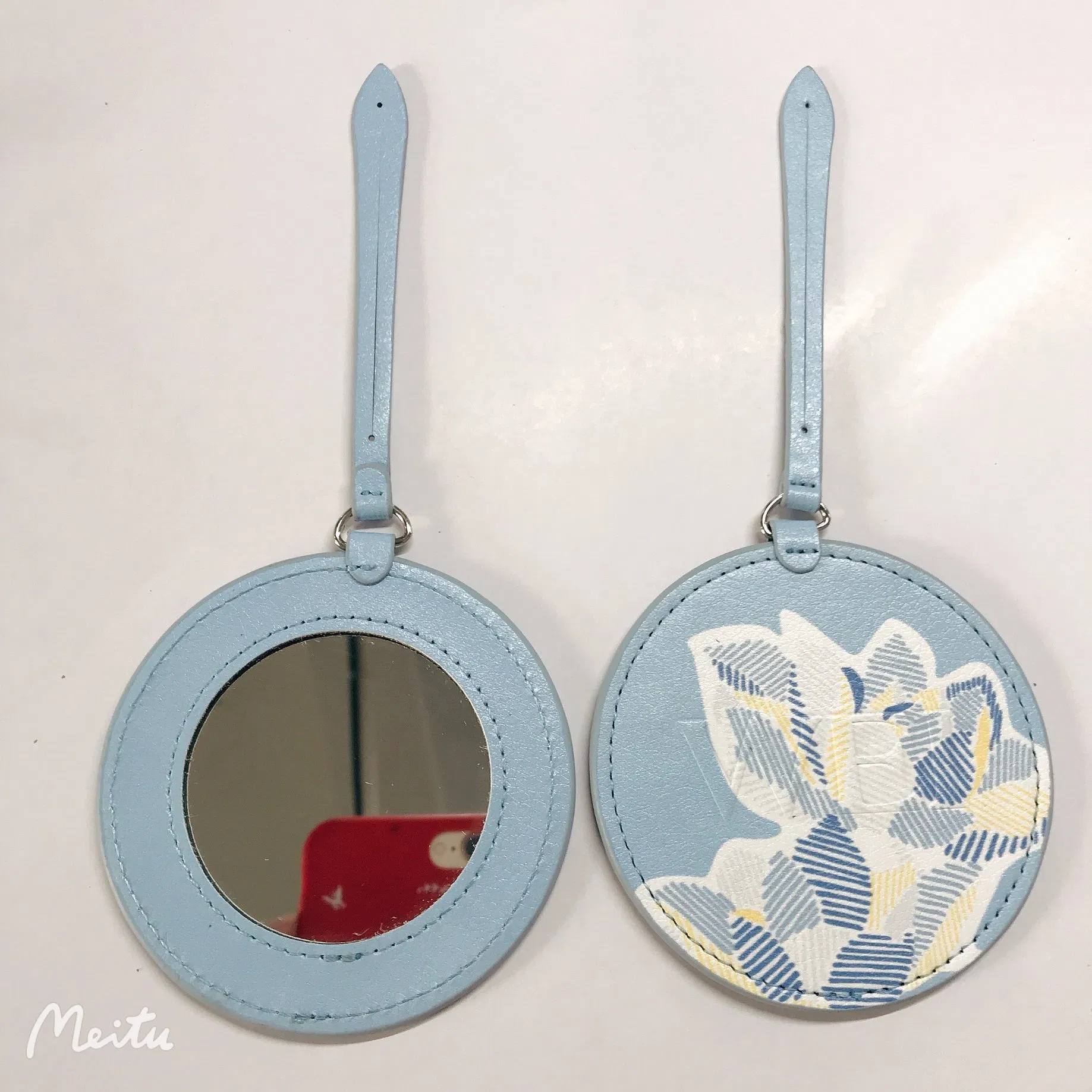 Single-Sided Vanity Mirror with Diameter 7cm