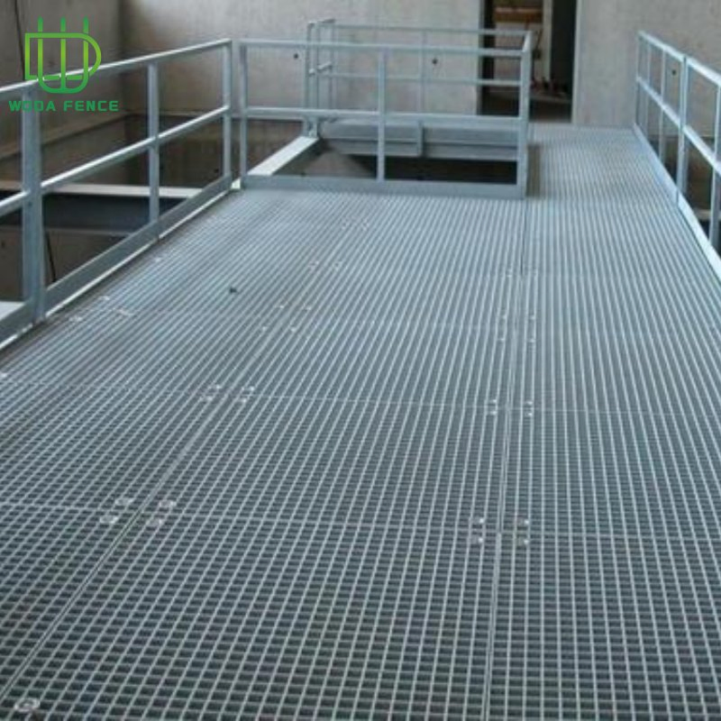 Galvanized Welded Steel Grating Walkway Platform Fence Panels