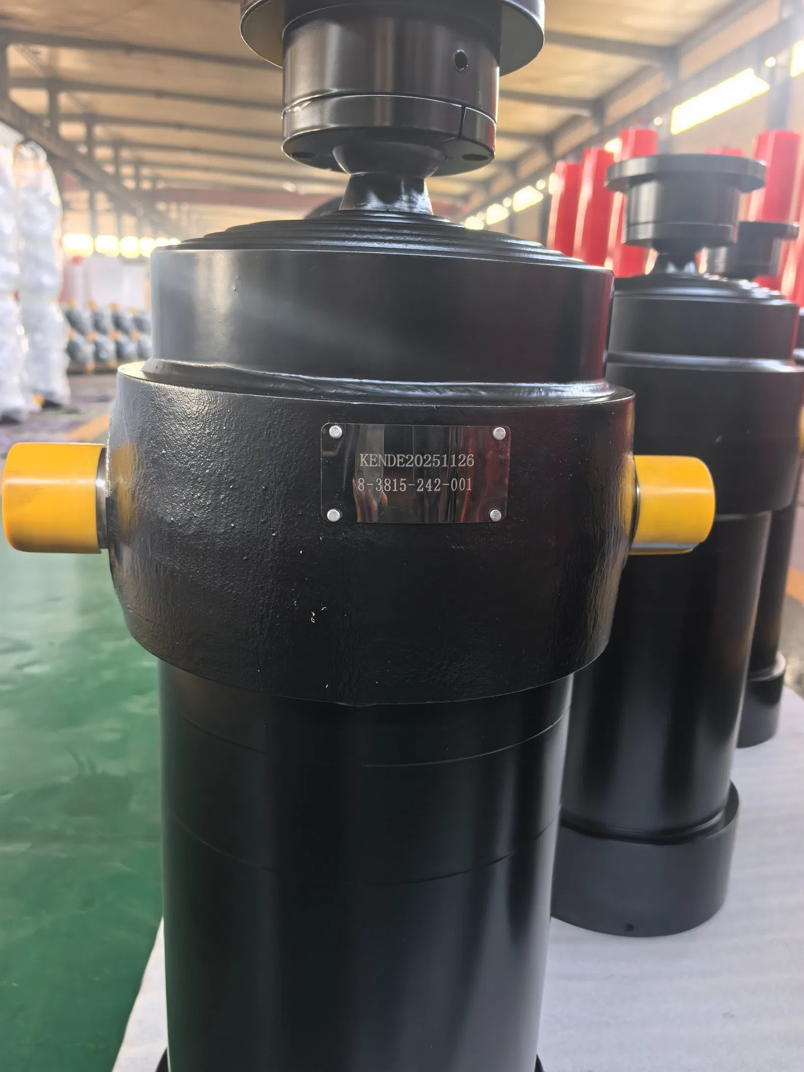 Телескопический гидроцилиндр 180мм 7 ступеней для грузовиков