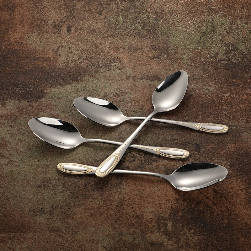 410 Stainless Steel Flatware Cutlery Set with Golden Decoration for Restaurant