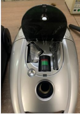 Powerful Bagged Vacuum Cleaner for Home and Office Use