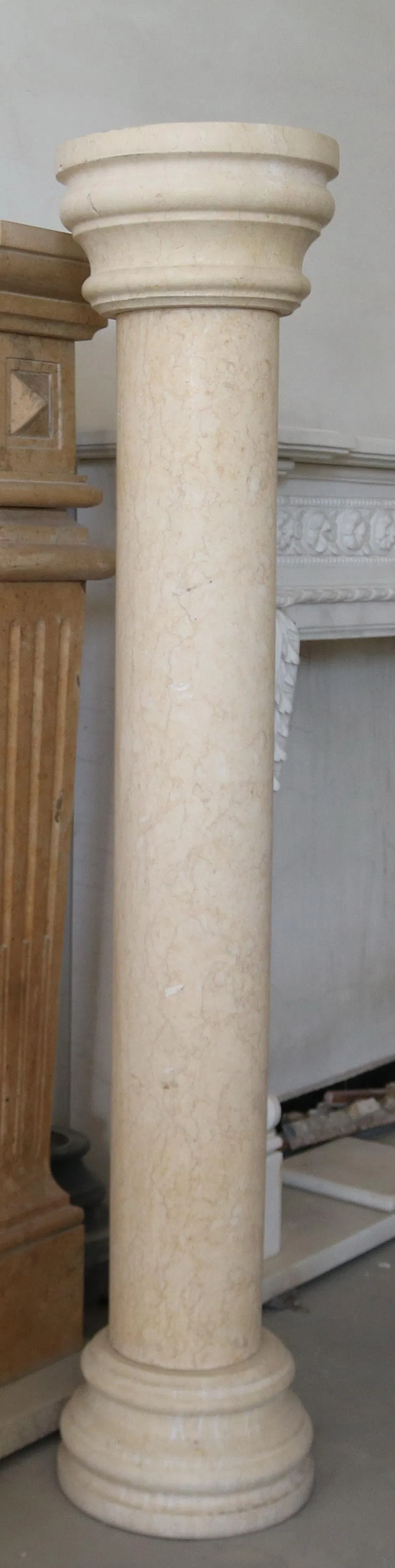 Simple Style Design Marble Column with Mashine Carving Quality