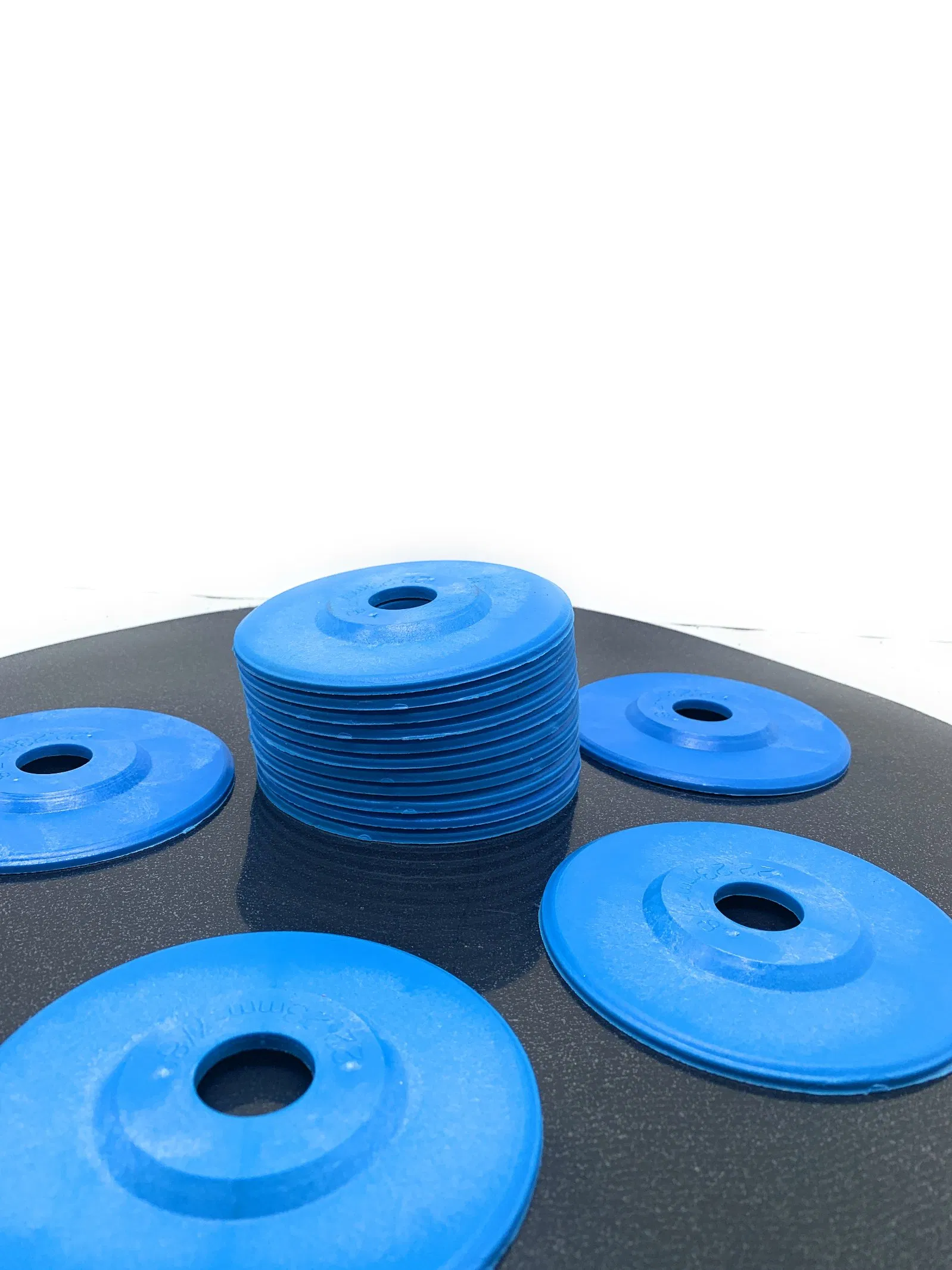 Пластиковая опорная тарелка 4.5 дюйма с резьбой M14