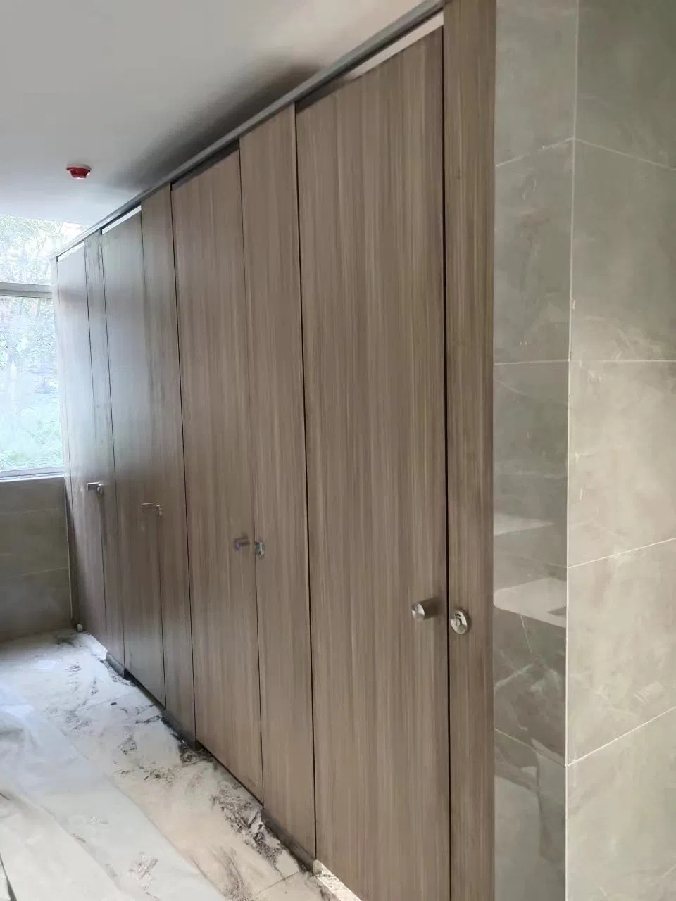 New Design Phenolic Resin HPL Commercial Toilet Cubicle Partition