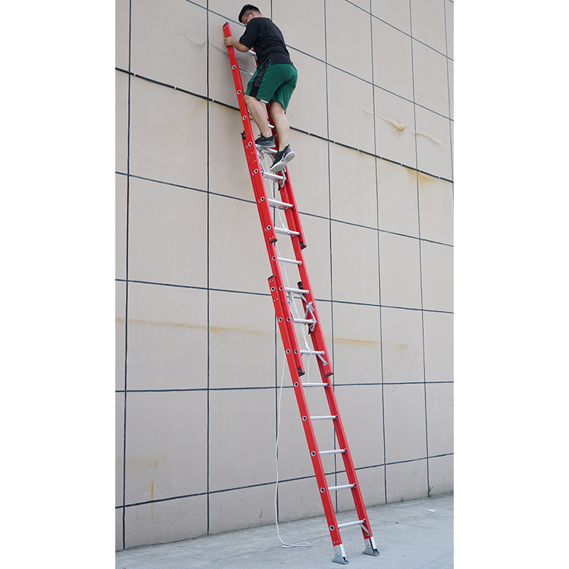Wholesale Fully Insulation 7m Combination Step Extension Fiberglass Folding Ladder with Rope