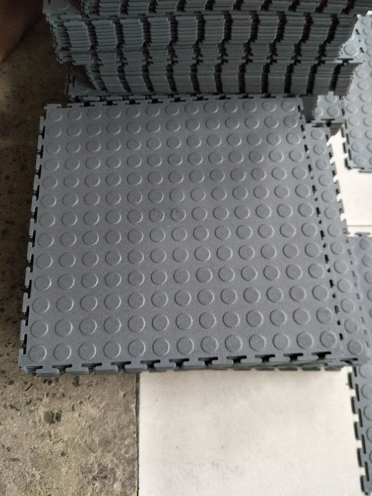 Diamond Chequer Plate PVC Garage Wareshouse Mat