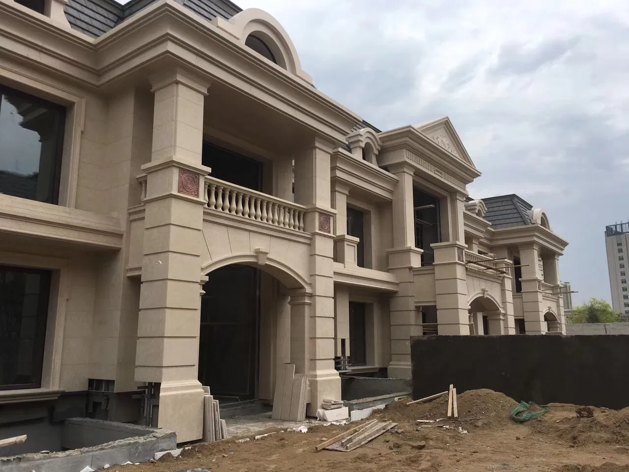 Exterior Natural Stone Cladding Wall Tiles for Villa Facade Decoration
