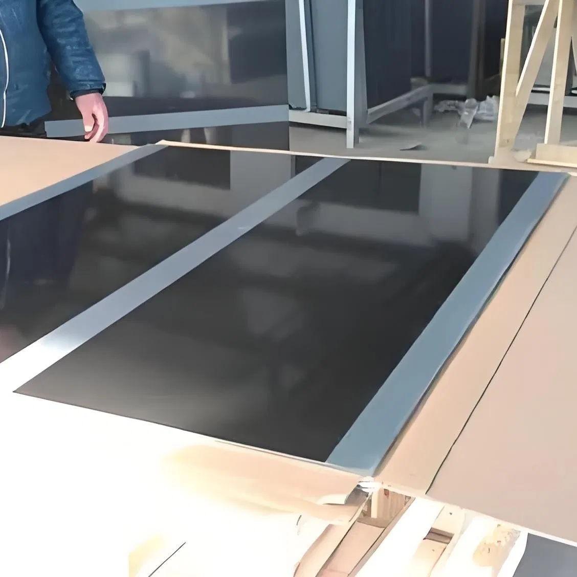 Customizable 1mm-6mm Double/Signal Coated Aluminum Mirror Glass with Italy Fenzi Paints for Dressing/Decoration/Bathroom