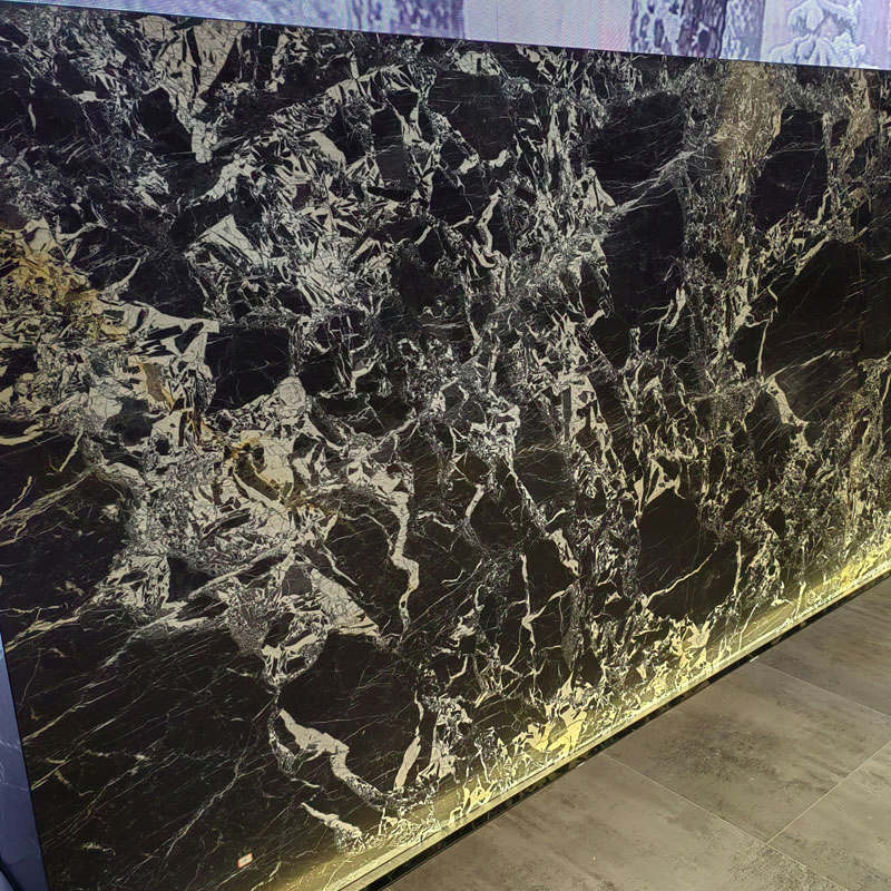 Мраморная плитка Calacatta Black для стен и пола
