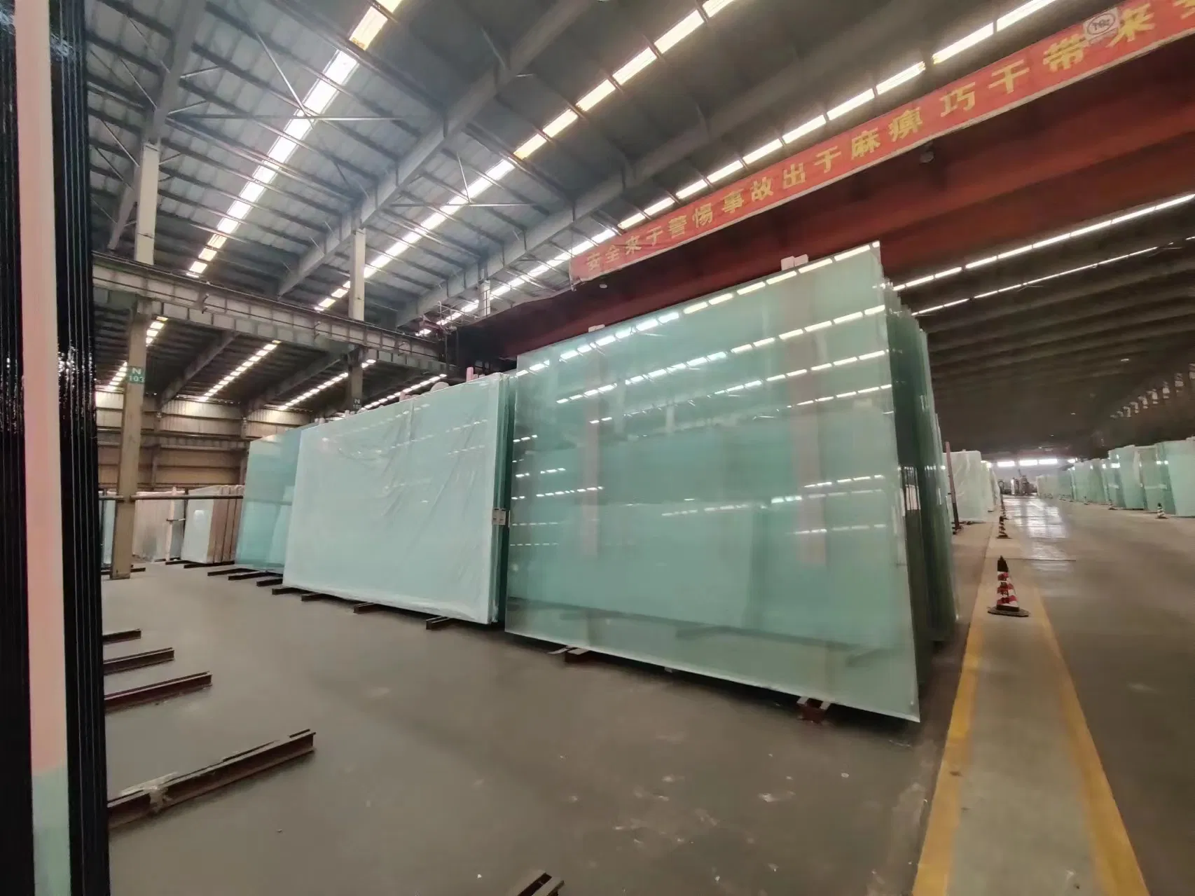 4-6mm Low Iron Super Quality Frosted Acid Etced Tempered Glass
