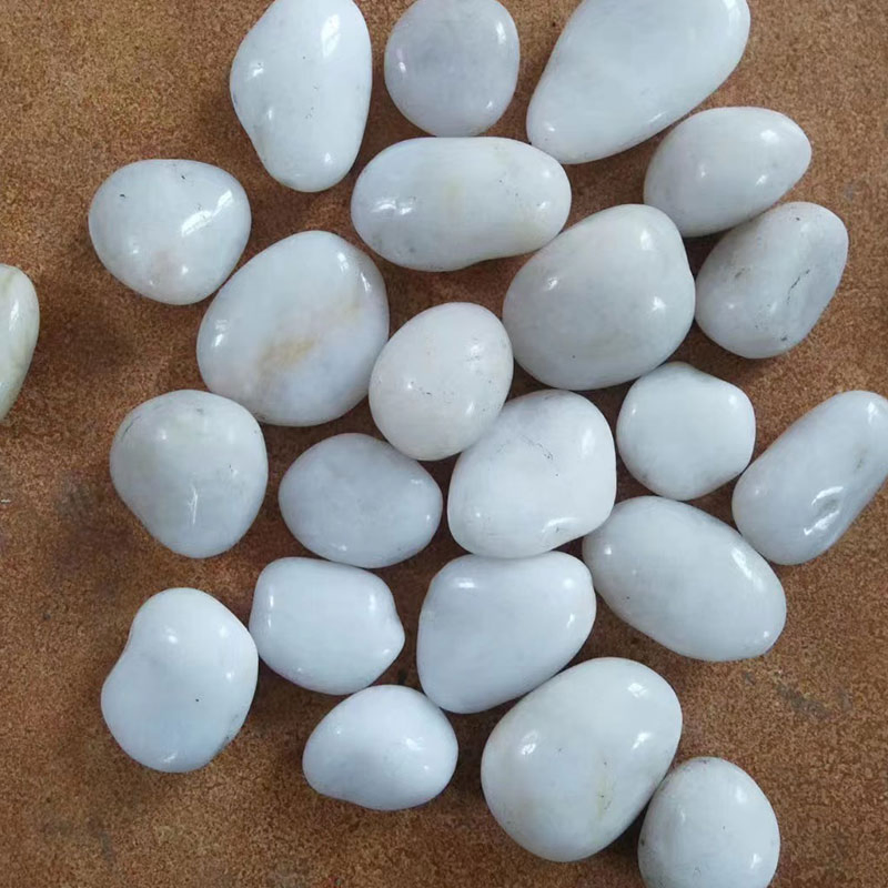 Muti Colors Black/White/Grey/Yellow Cobbles/Pebbles River Stone for Outdoor Garden Landscaping Paving Price