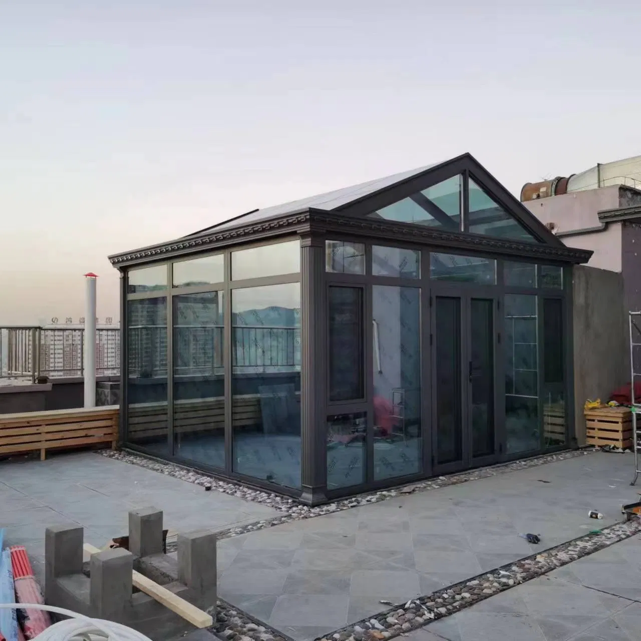 Special Shaped Aluminum Casement Window Special Disign Window and Door