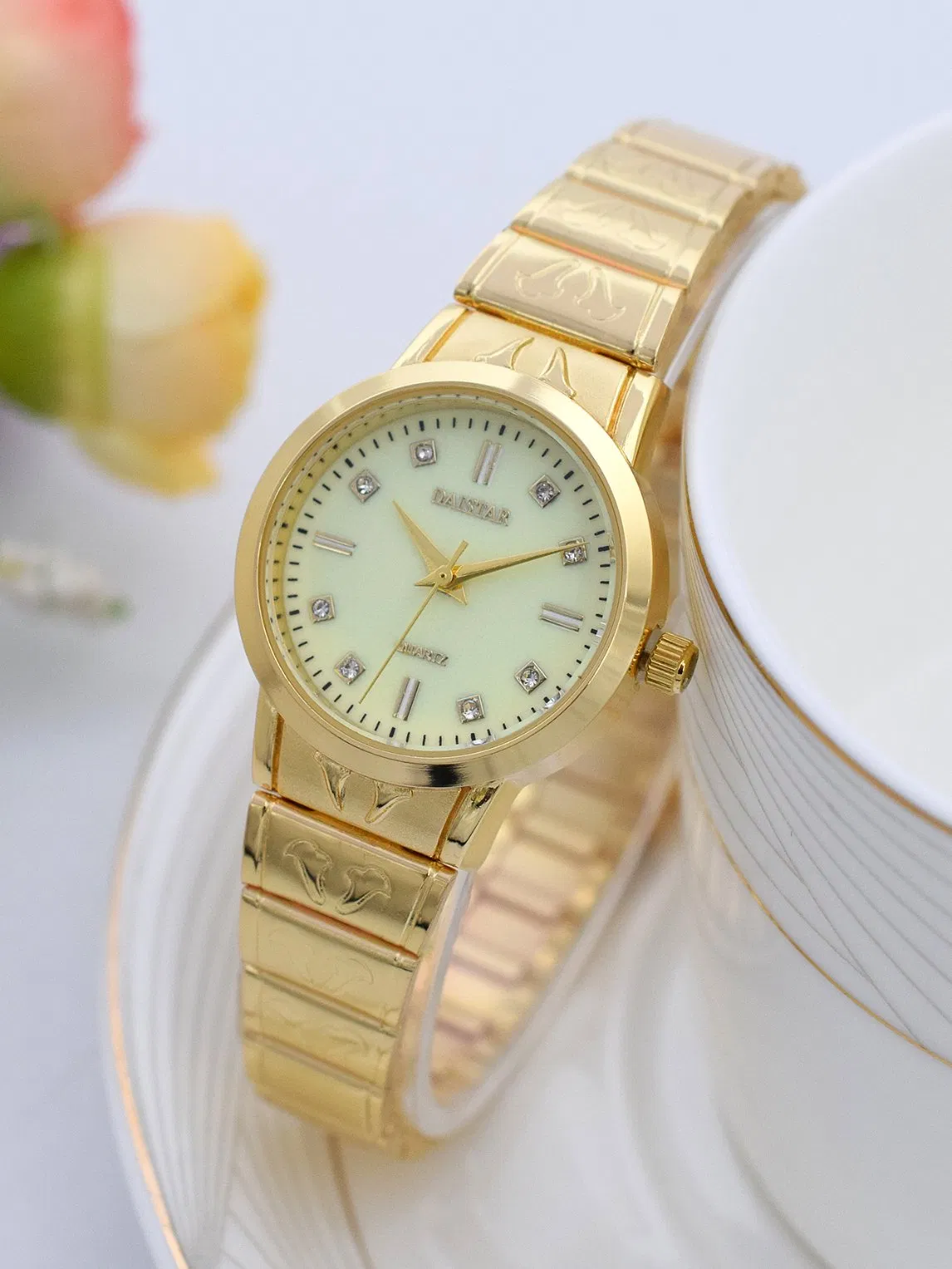 Factory Customize Couple Watch Cheap Watch Stock Watch