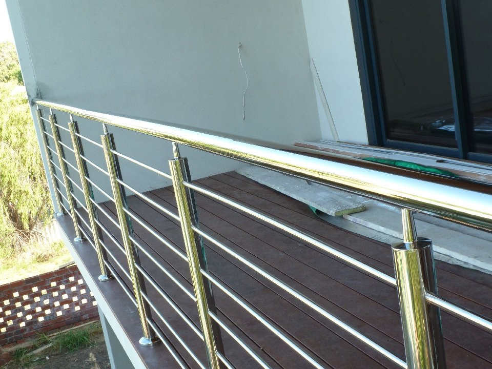 Exterior Design 316 Stainless Steel Rod Balustrade for Deck/Terrace/Balcony Use