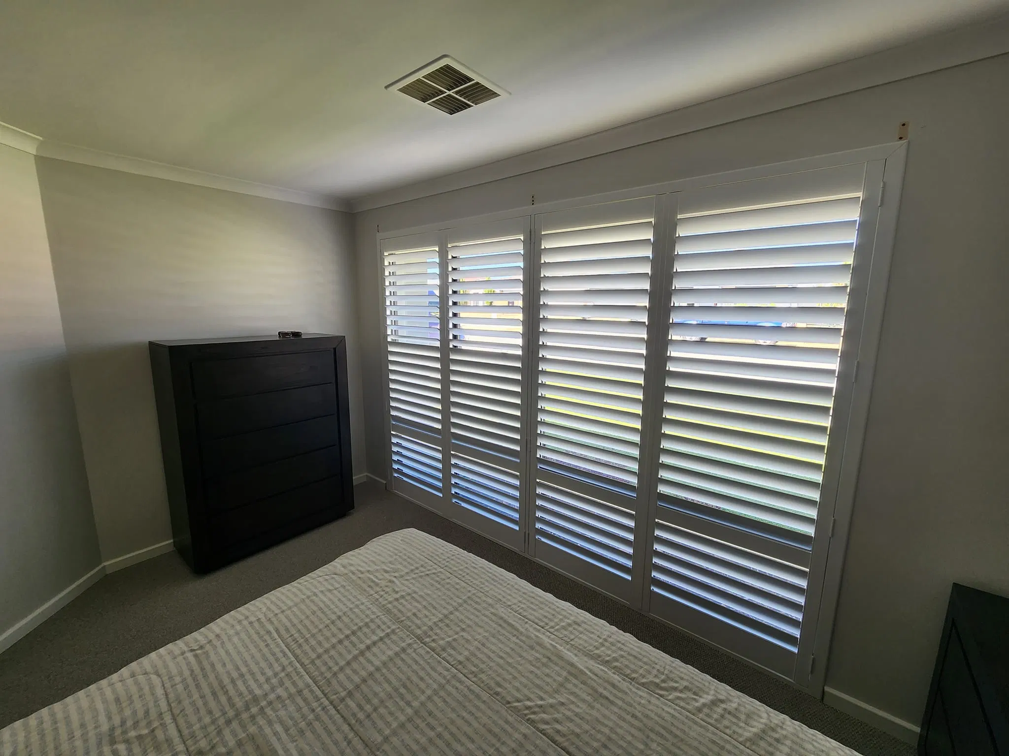 2025 Hot Selling White PVC Plantation Shutter From Source Factory