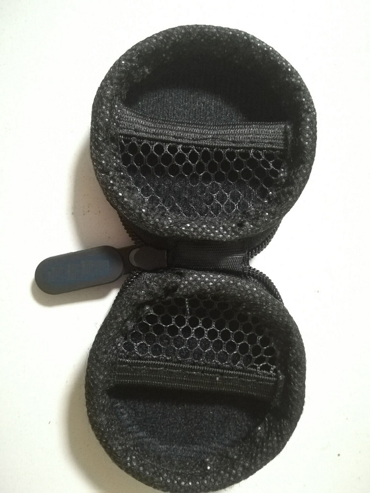 Factory Manufacture Mini Round Hard EVA Storage Case for Medical Ear Plugs with Customized Logo