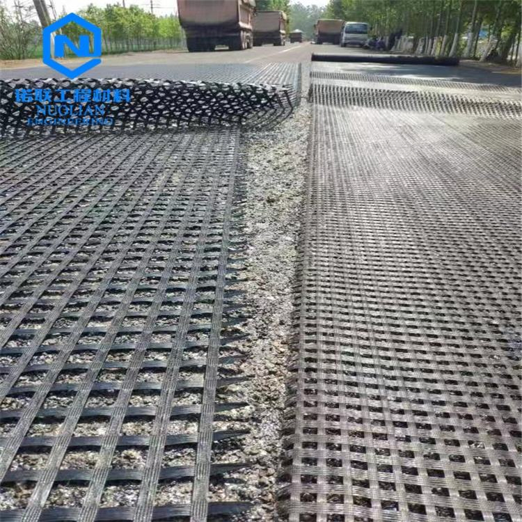 Bitumen Coating Road Paving Material Asphalt Reinforcement Fiberglass Geogrid Price