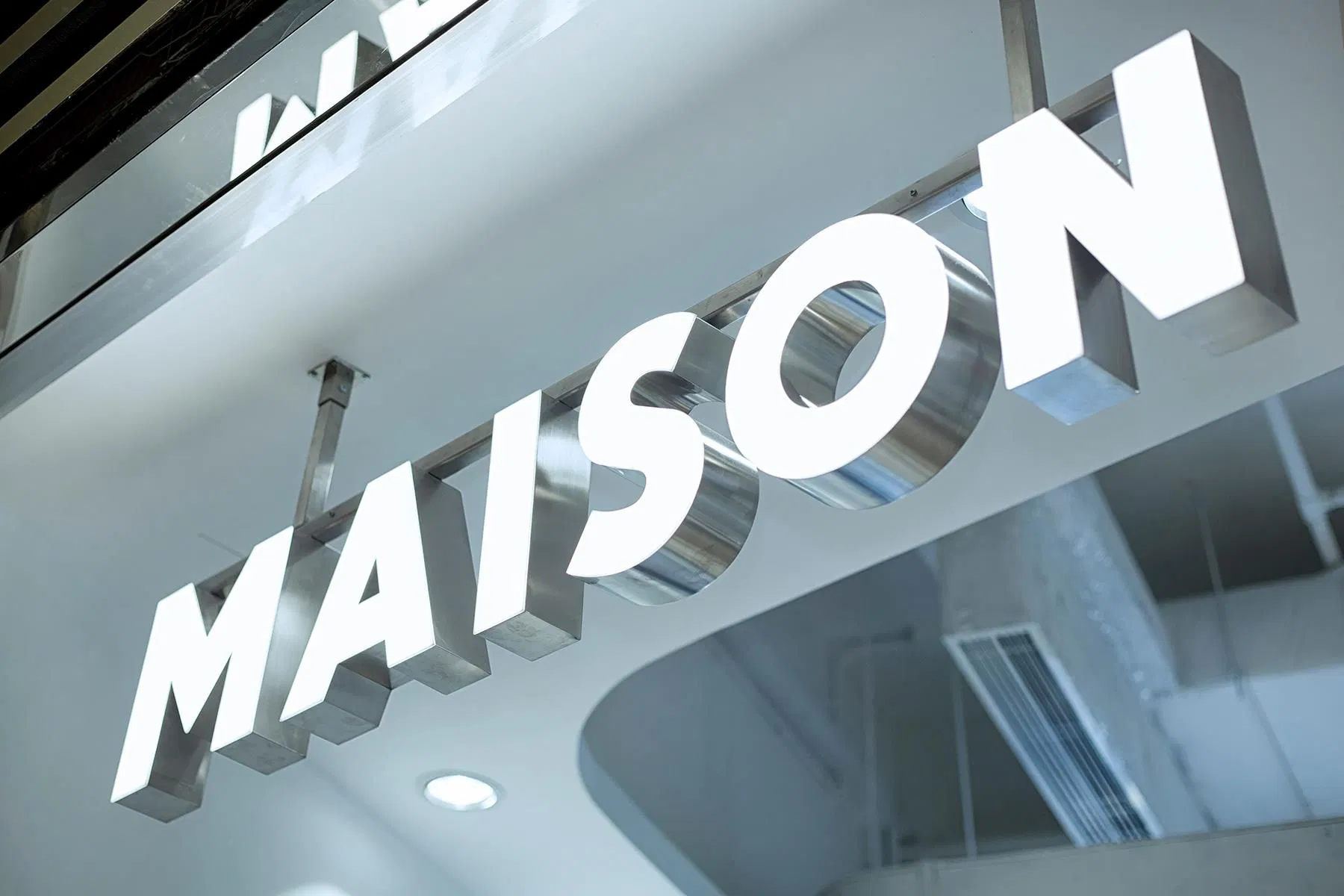 Luminous Signage Advertising Front Lit Letters Metal Sign up 3D Customized Letter