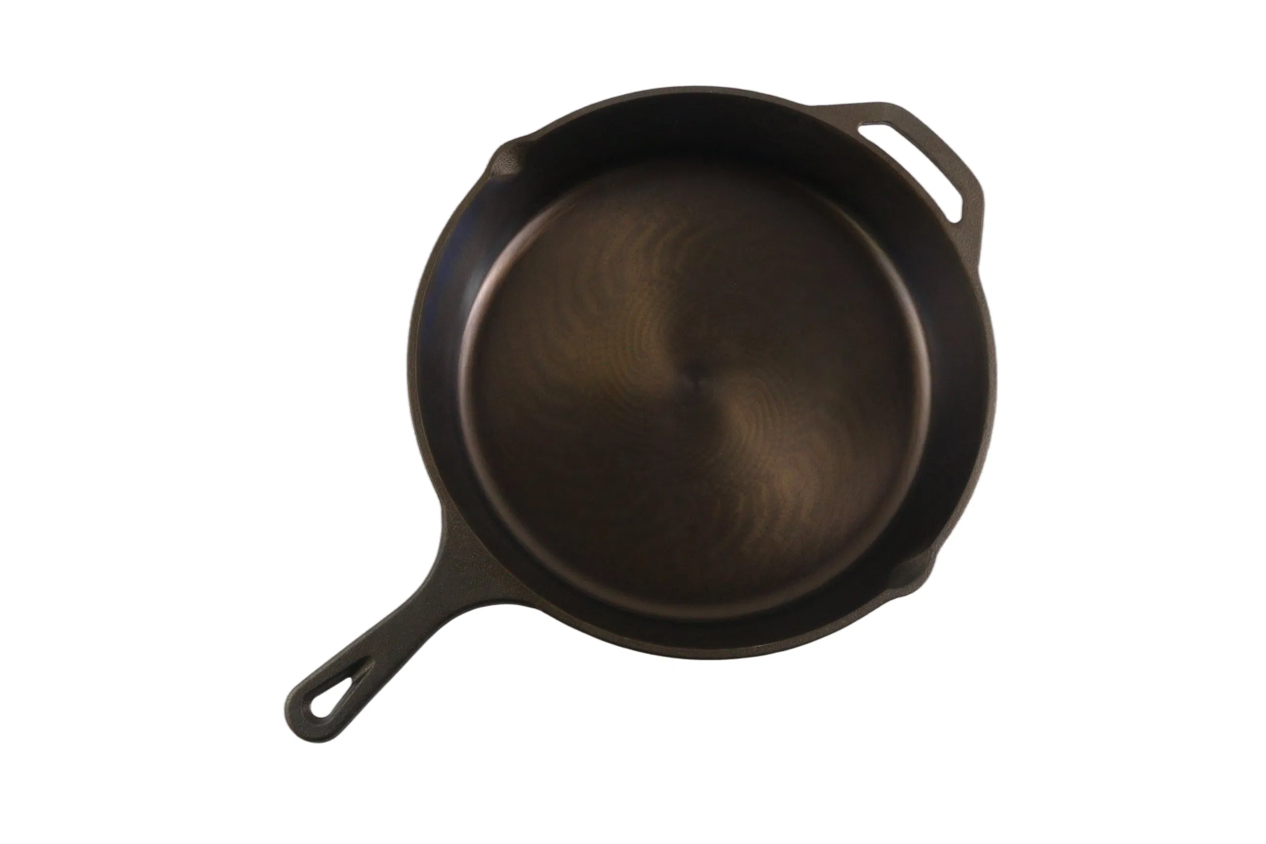 Чугунная сковорода с одной ручкой, предварительно прокаленная