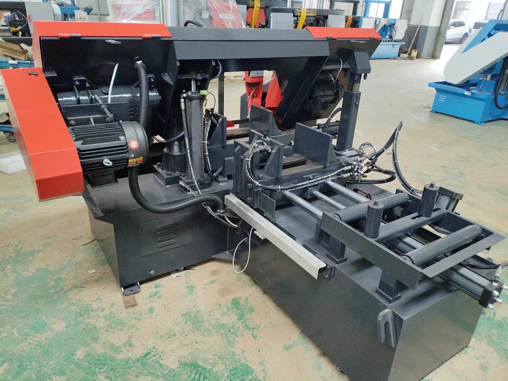 Станок ленточнопильный автоматический по металлу GZ4235