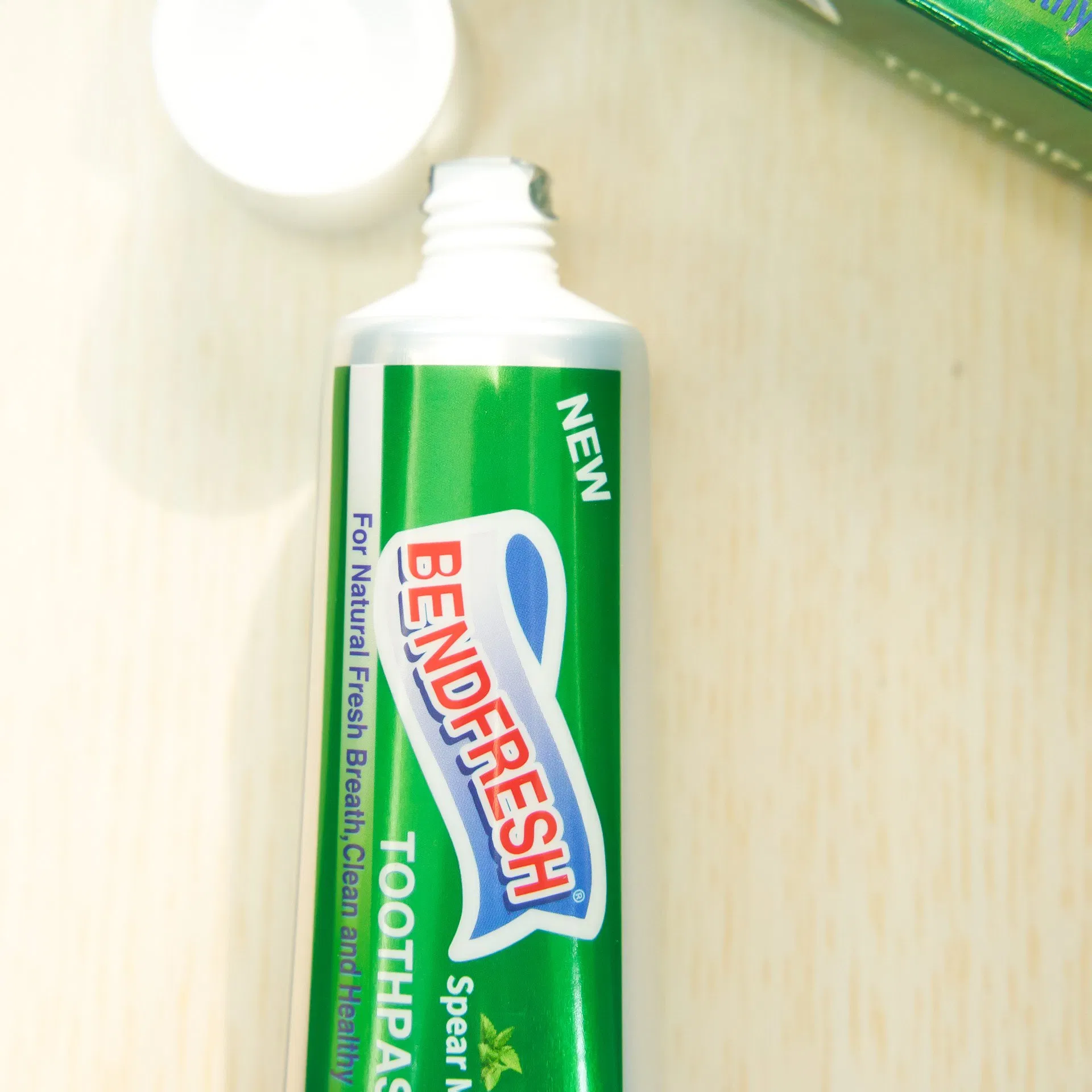 Wholesale Herbal Toothpaste Natural Fresh Breath Clean and Healthy Teeth