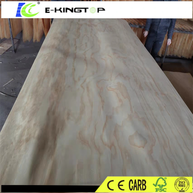 Radiata Pine Wood Veneer A Grade for Chile, Thickness 0.4mm