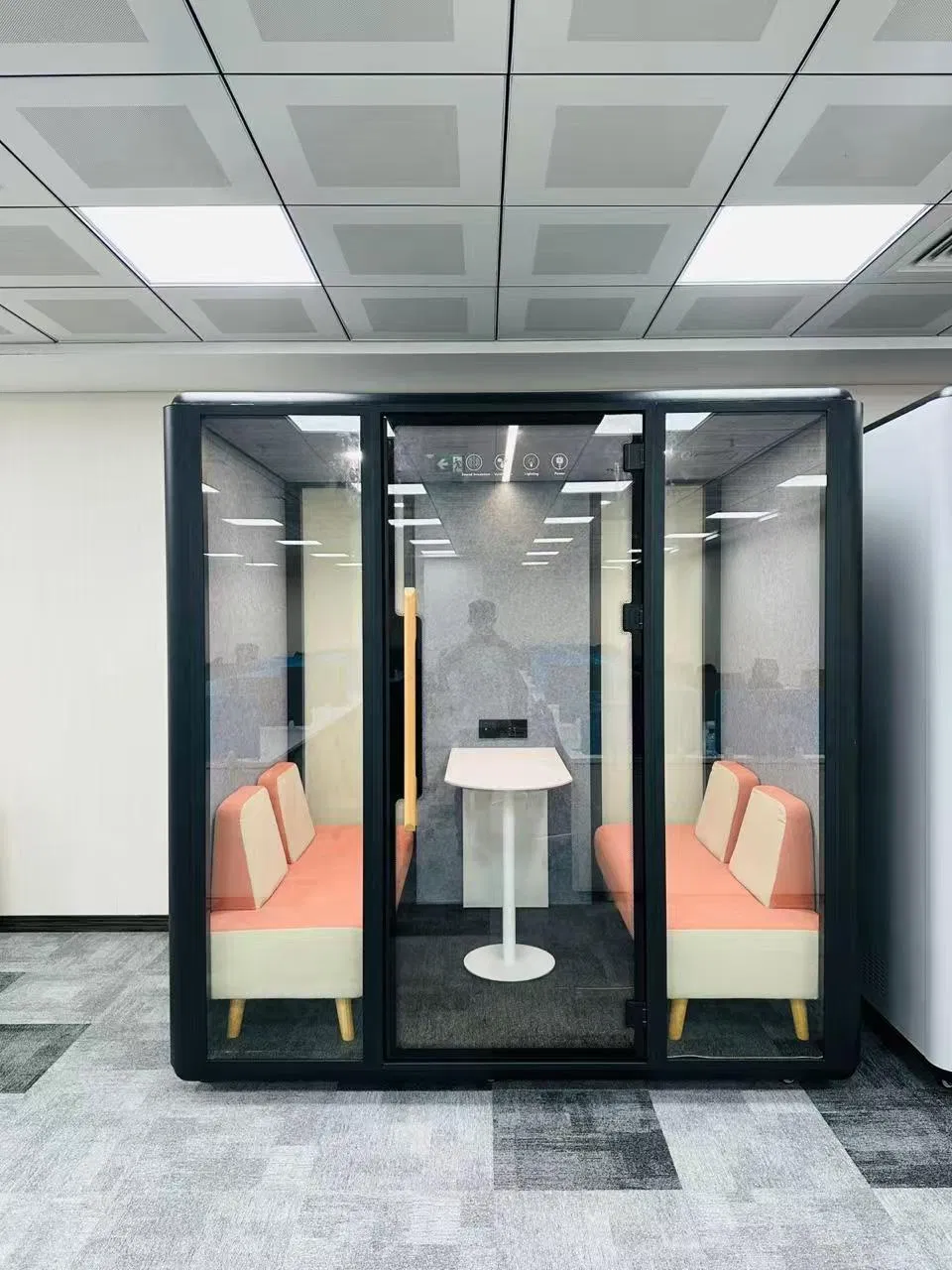 Modern Privacy Steel Frame Mobile Soundproof Booth for Office or House Use