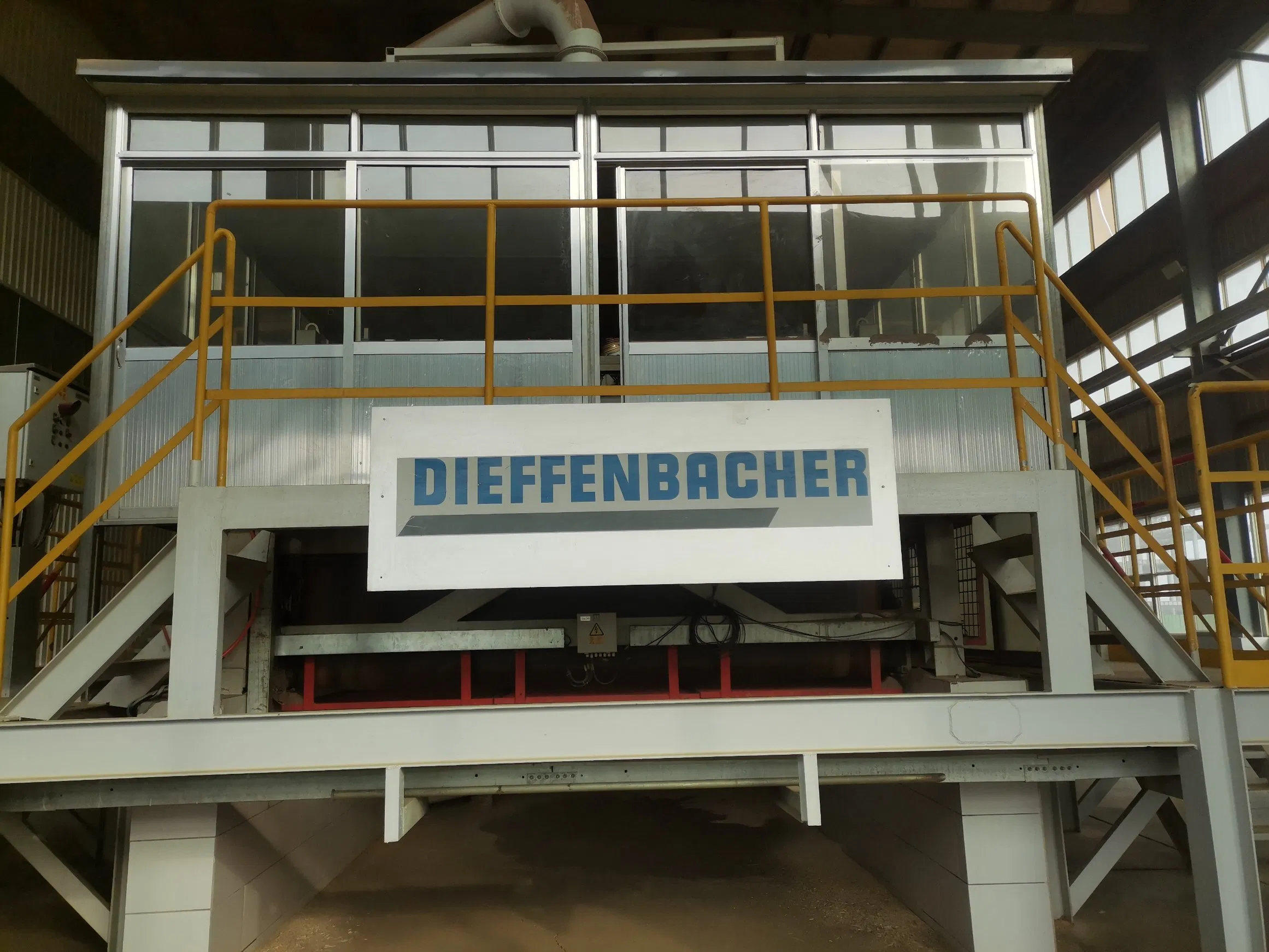 Ready to Ship Planchas OSB 1250X2500 OSB-3 9mm 11mm 15mm 18mm Cheap Shipping Cost Chinese Paneles OSB Board 7/16 Construction 9 mm