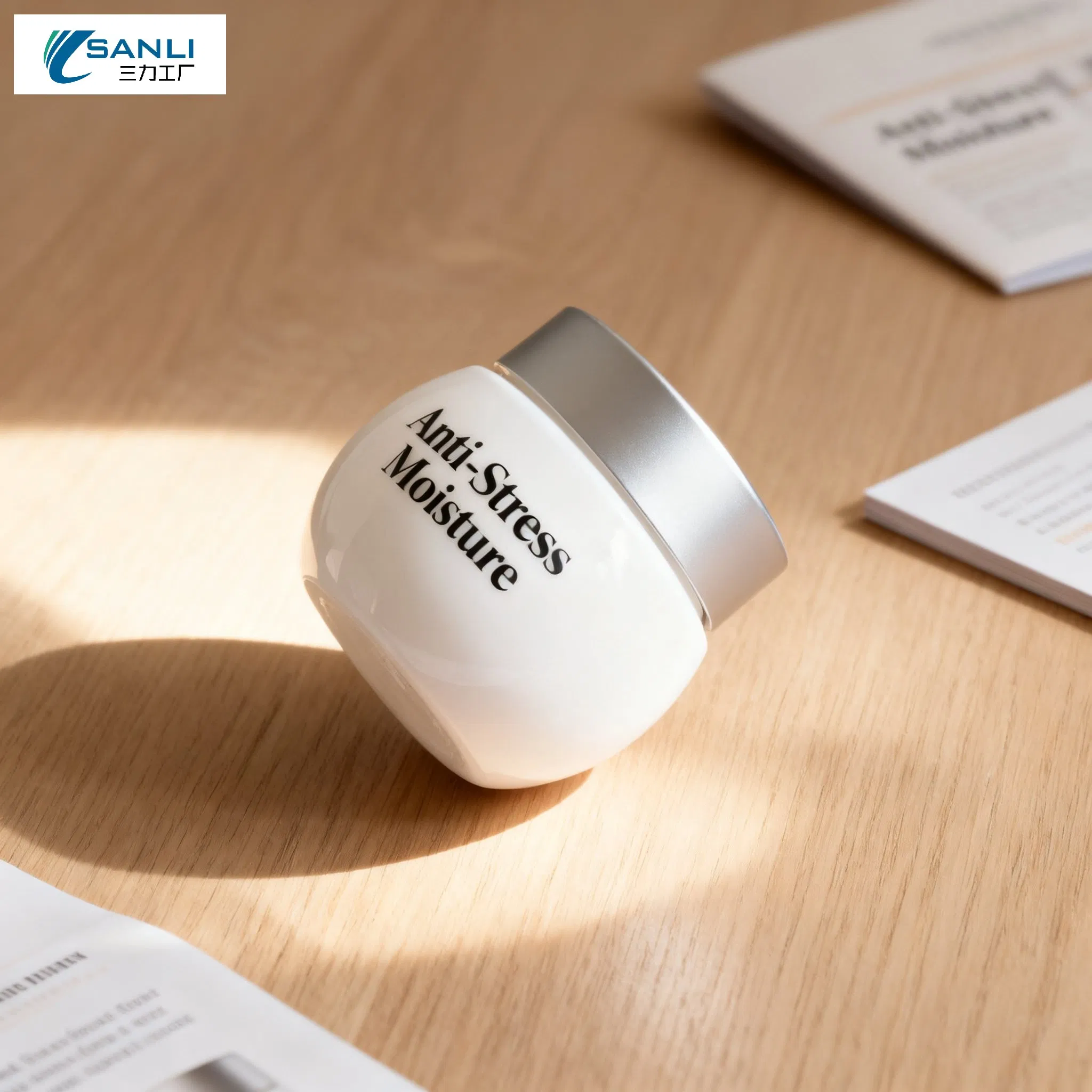 Professional Brightening and Moisturizing Face Cream with Portulaca Oleracea Extract for Sensitive Skin and Redness Reduction