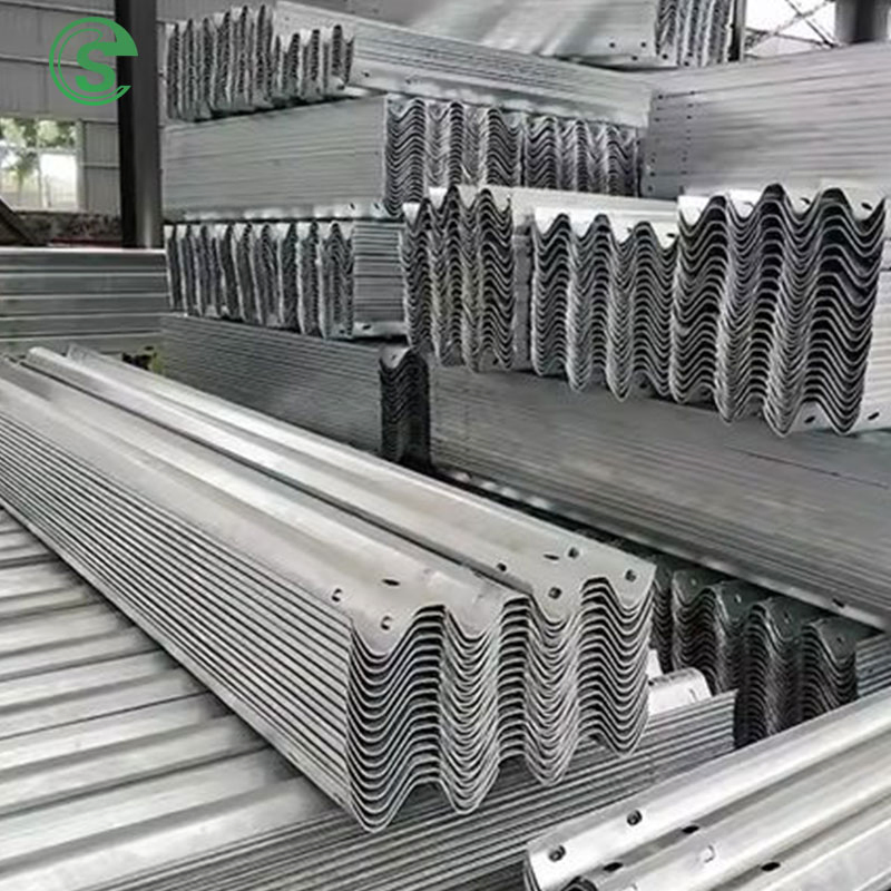 China Highway Waveform Guardrail Corrugated Beam Steel Crash Barrier