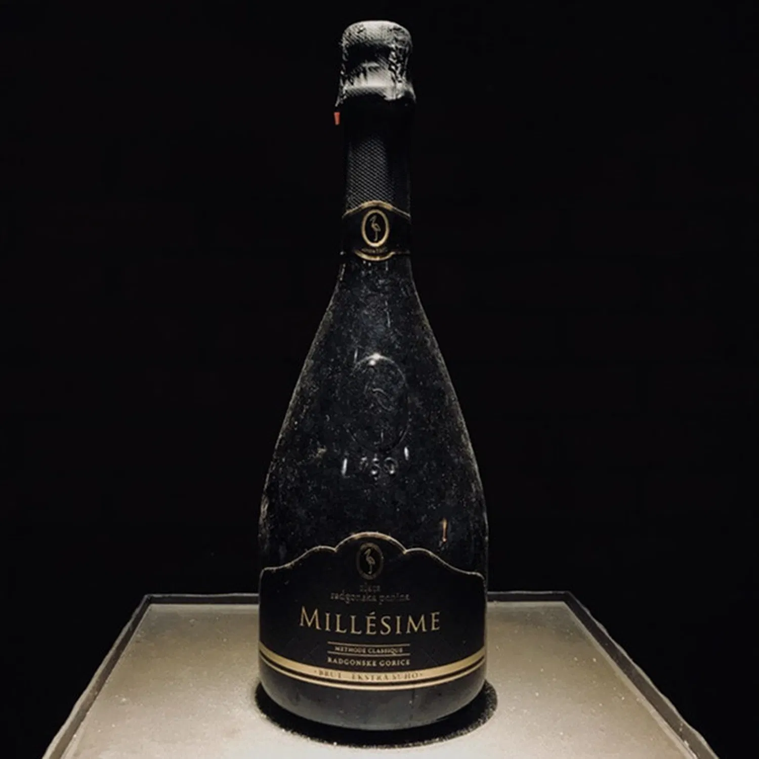 High Quality Champagne Sparkling Red Wine Sticker Label with Gilding Embossed