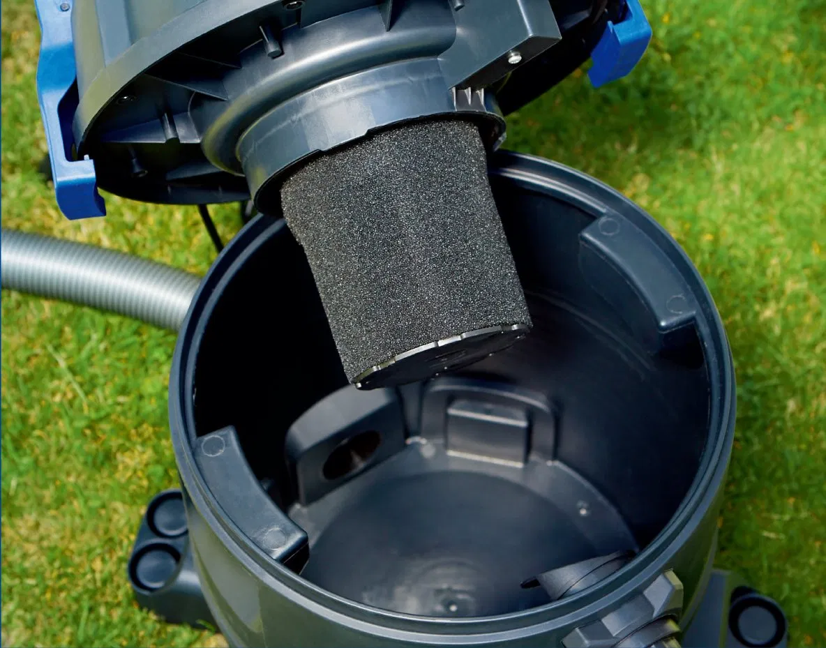 35L Plastic Tank Water Dust Vacuum Cleaner