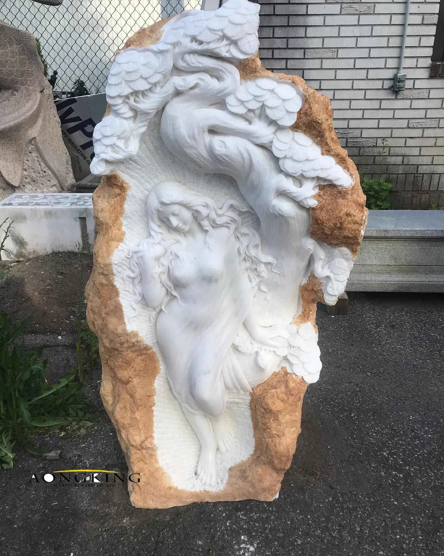 Best Selling Stone Girl Column Marble Sculpture