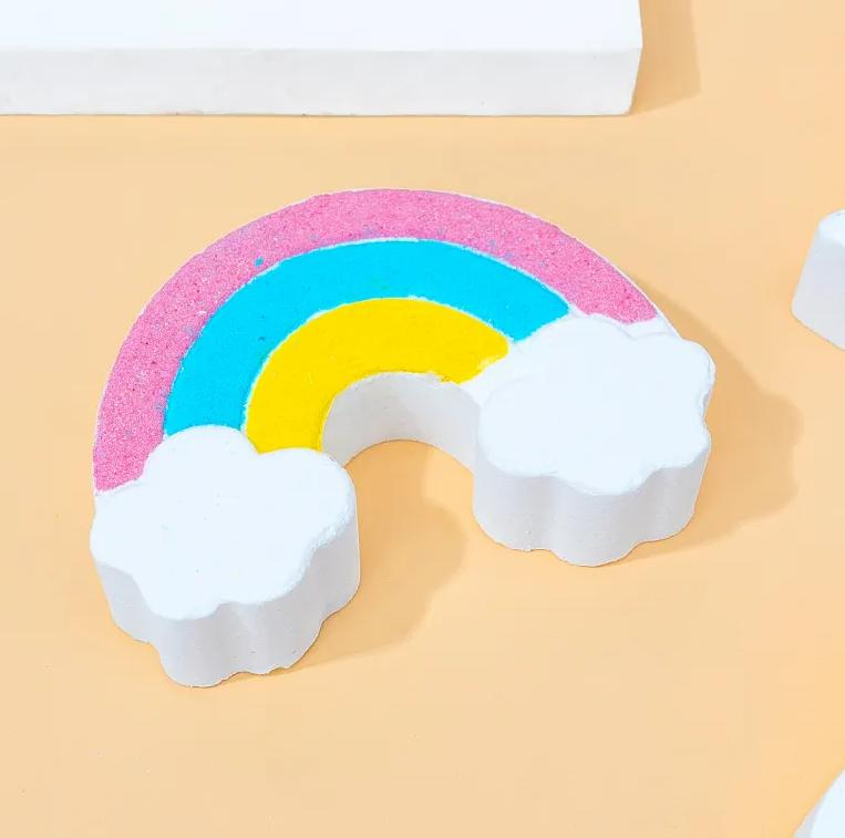 Online Wholesale and Retail Gift Set Cartoon Rainbow Star Moon Shape Handmade Fizzzy Bubble Organic Bath Bombs Private Label Cloud Bath Bomb