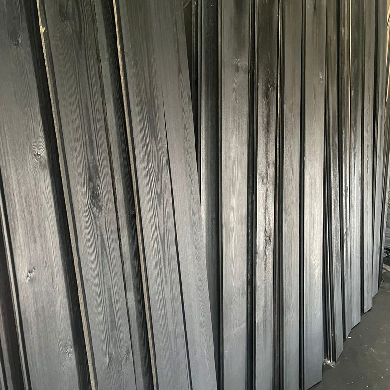 Modern Exterior Interior Shou Sugi Ban Timber Cladding Thermowood Carbonized Charred Facade Burnt Solid Wood Board Wooden Outdoor Wall Panel